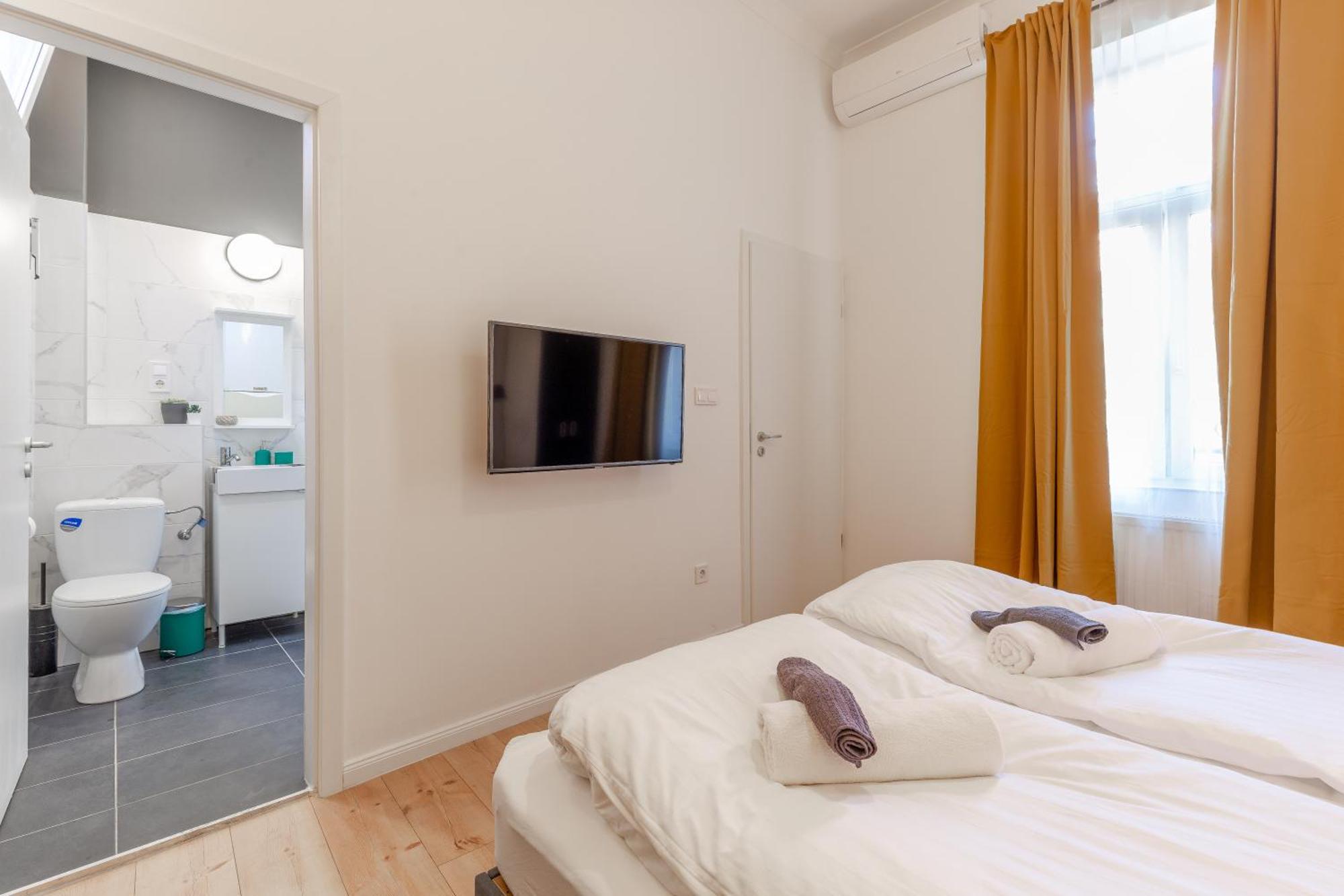 A13- Boutique Apartments, Best Location, By Bqa Budapest Ruang foto