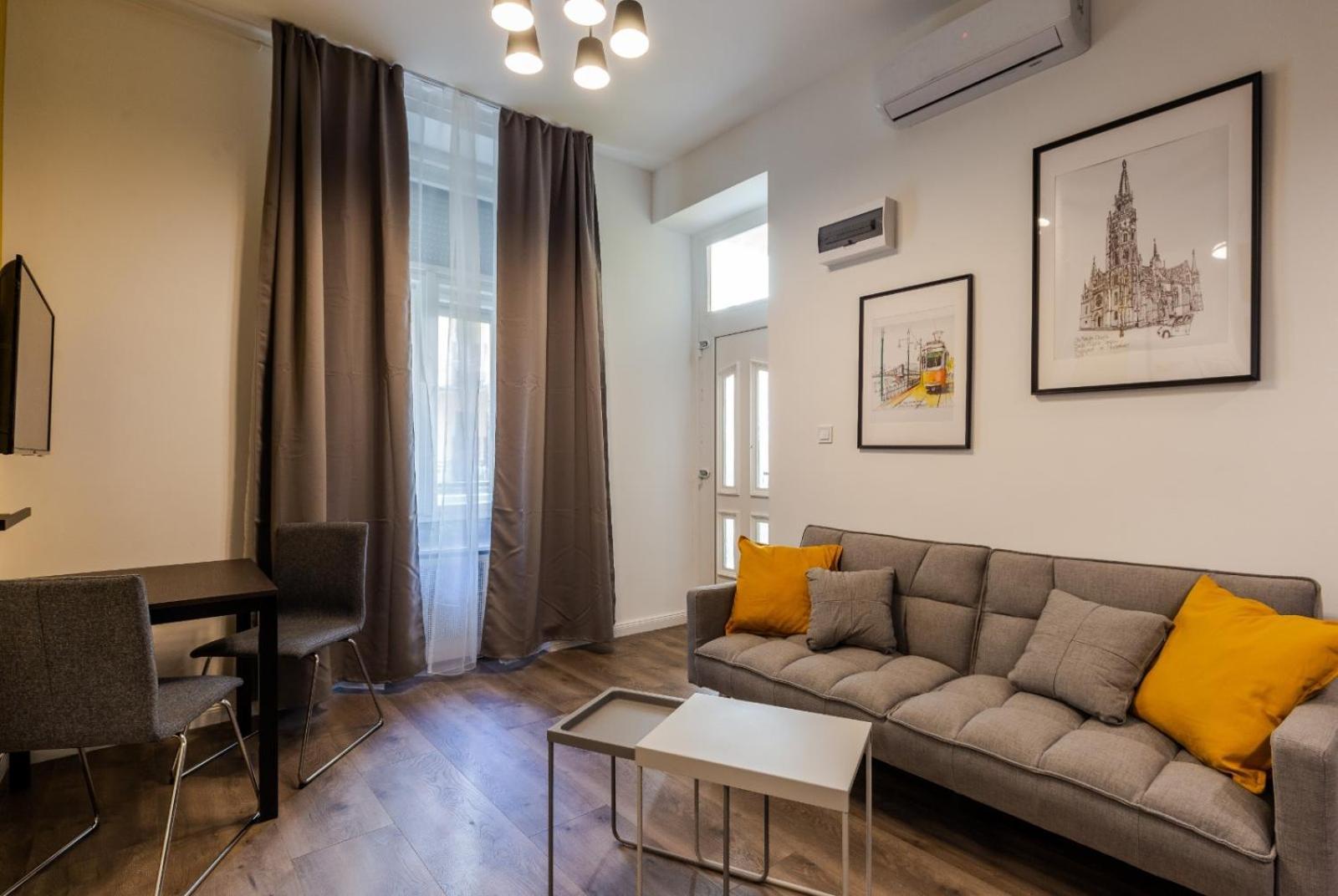 A13- Boutique Apartments, Best Location, By Bqa Budapest Ruang foto